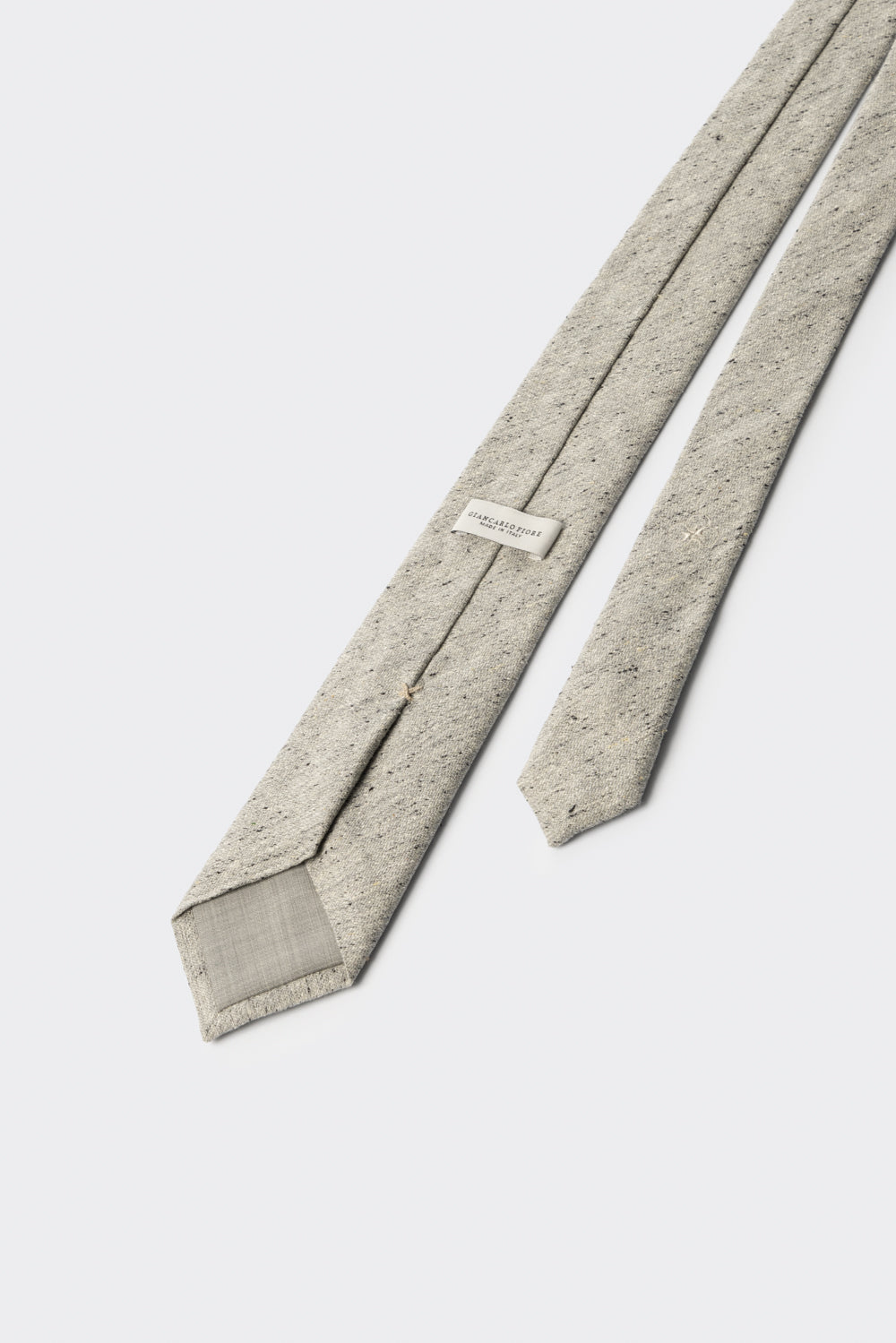 Cravatta in twill grigio