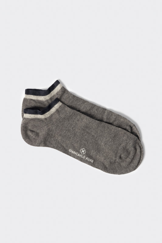 Calza corta con profilo a contrasto grigio scuro