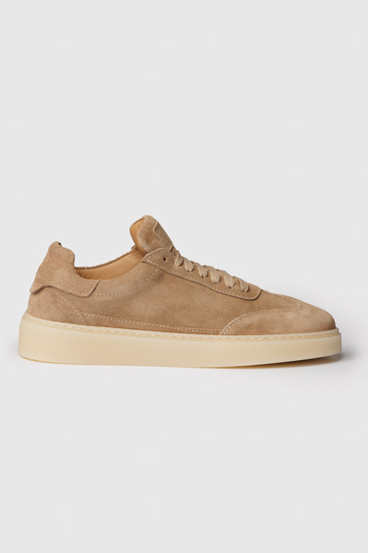 Sneakers in camoscio beige