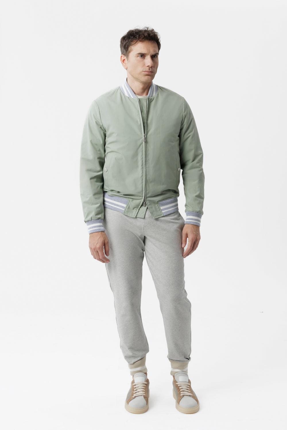 Bomber con dettagli elasticizzati in cotone techno verde