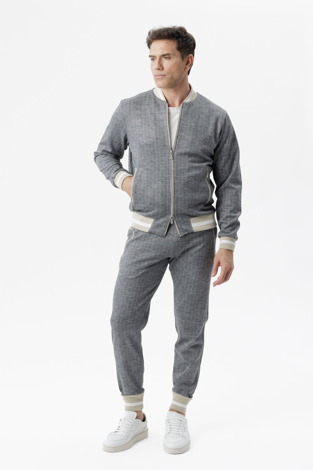 Pantalone jogger in tessuto gessato grigio